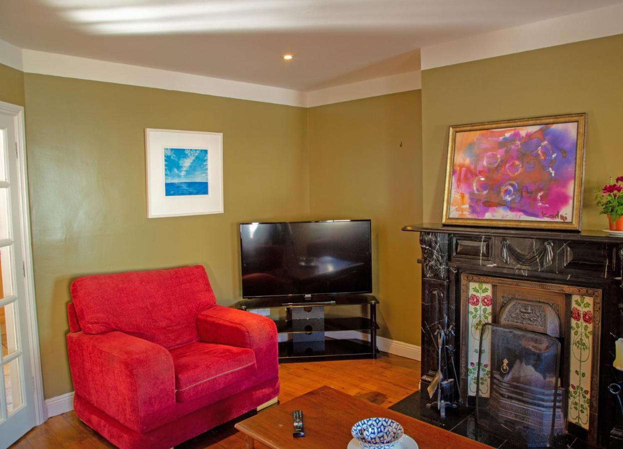 Dingle Town Holiday Home By Trident Holiday Homes Eksteriør billede