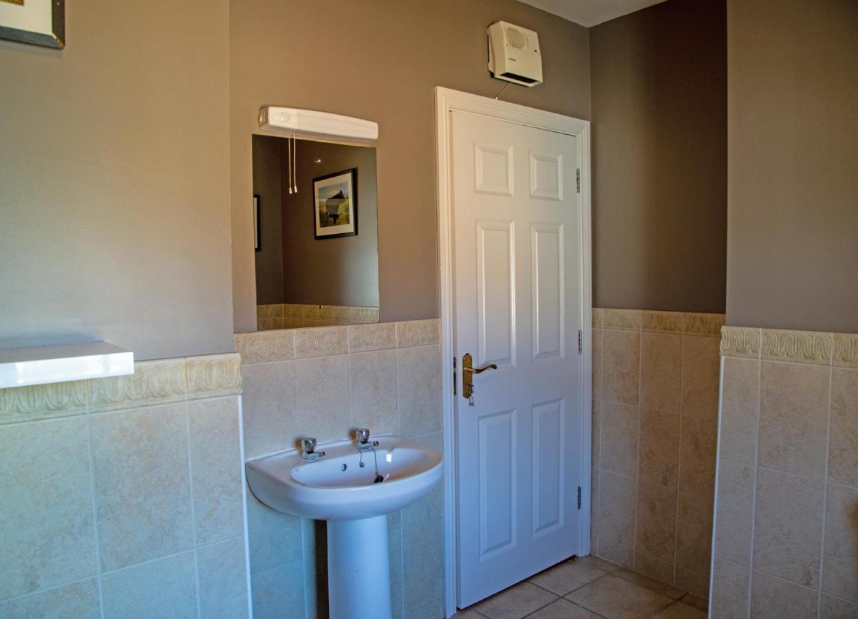 Dingle Town Holiday Home By Trident Holiday Homes Eksteriør billede