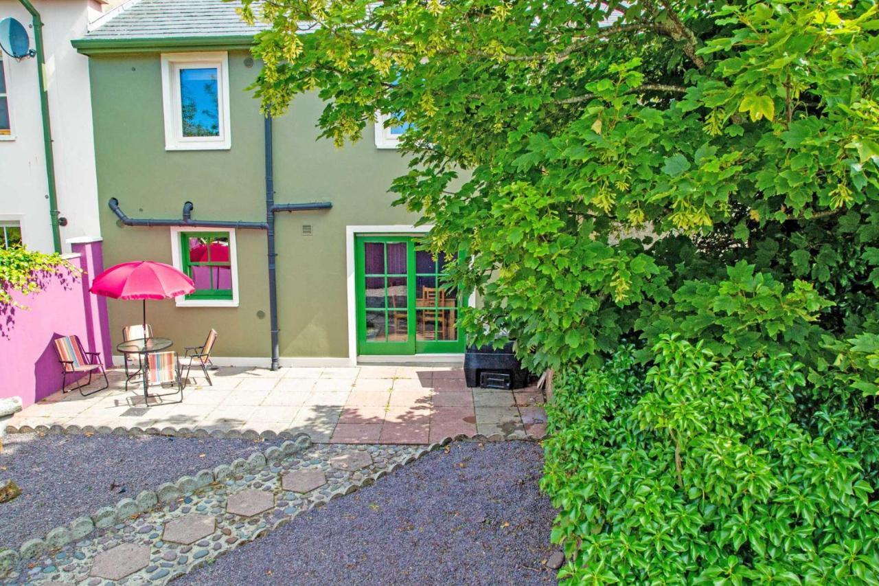 Dingle Town Holiday Home By Trident Holiday Homes Eksteriør billede