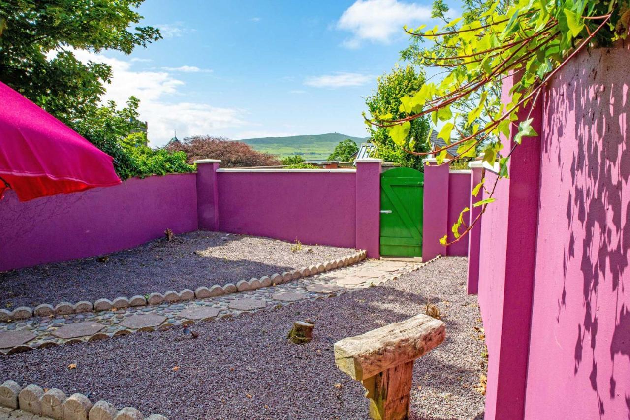 Dingle Town Holiday Home By Trident Holiday Homes Eksteriør billede